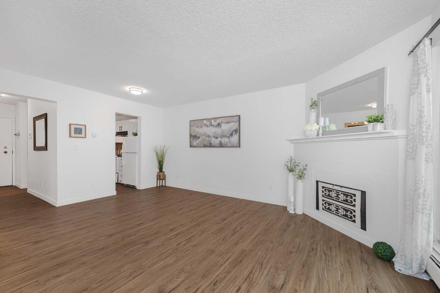 1821 17A Street SW 204