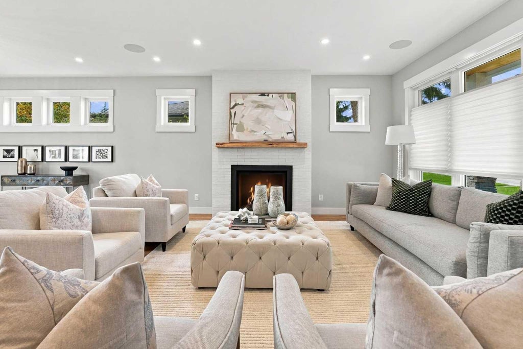 Photo of 2223 Glenwood Drive SW, Calgary, AB T3E 3Y7 (MLS # A2347686)