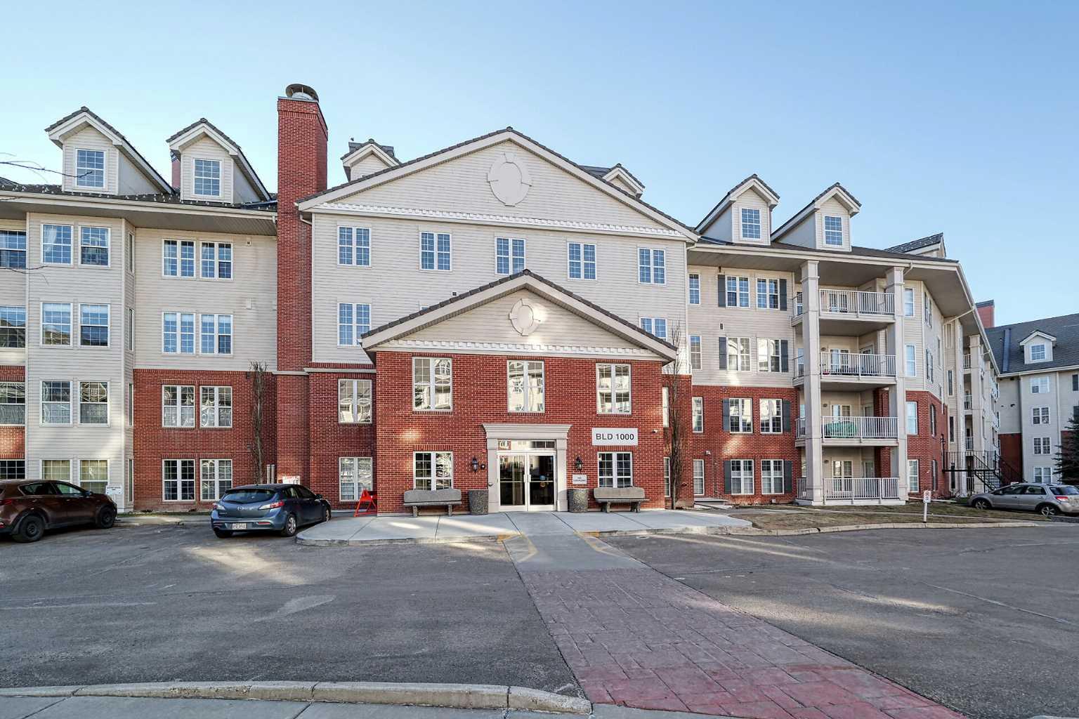 151 Country Village Road NE 1409