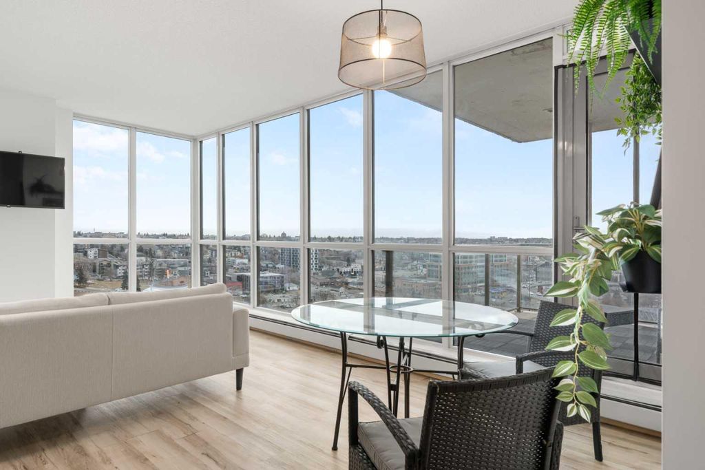 Photo of 325 3 Street SE #1502, Calgary, AB T2G 0T9 (MLS # A2285249)