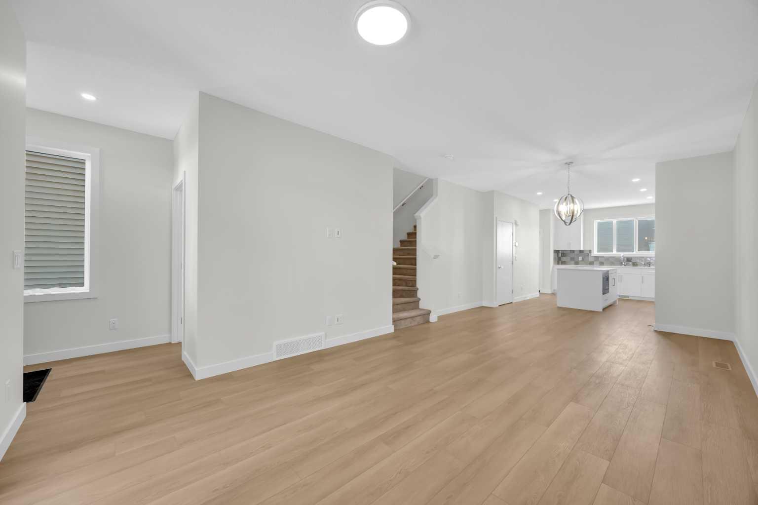 619 Homestead Drive NE