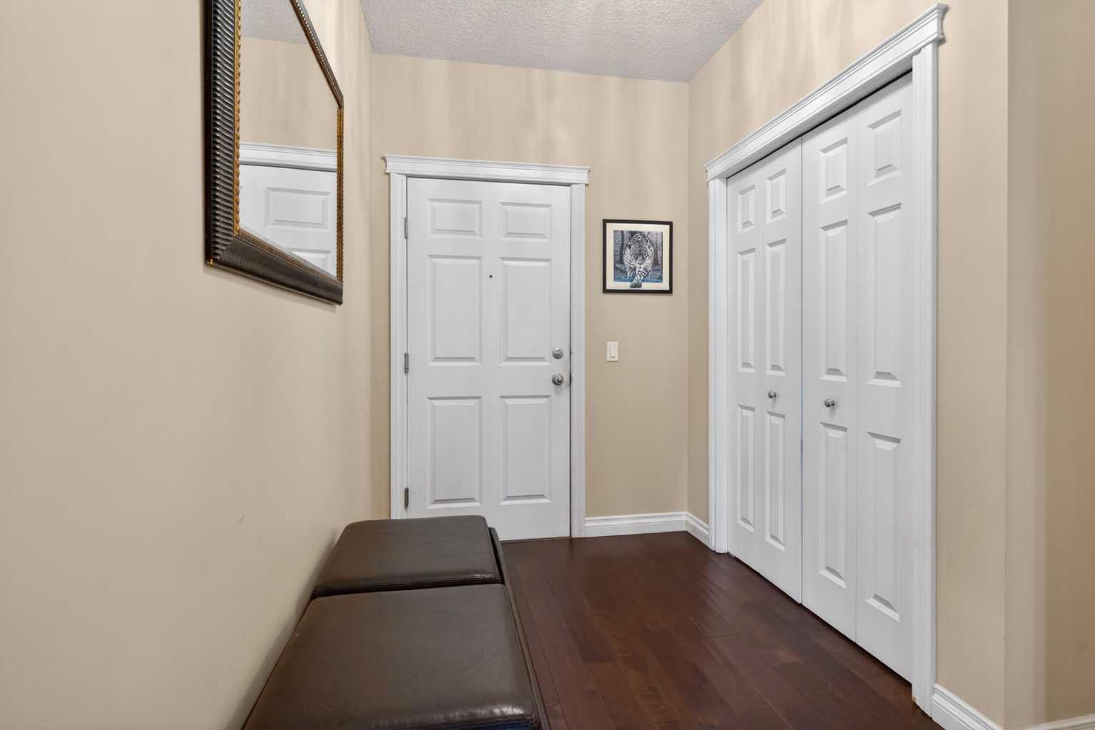 14 Hemlock Crescent SW 7305