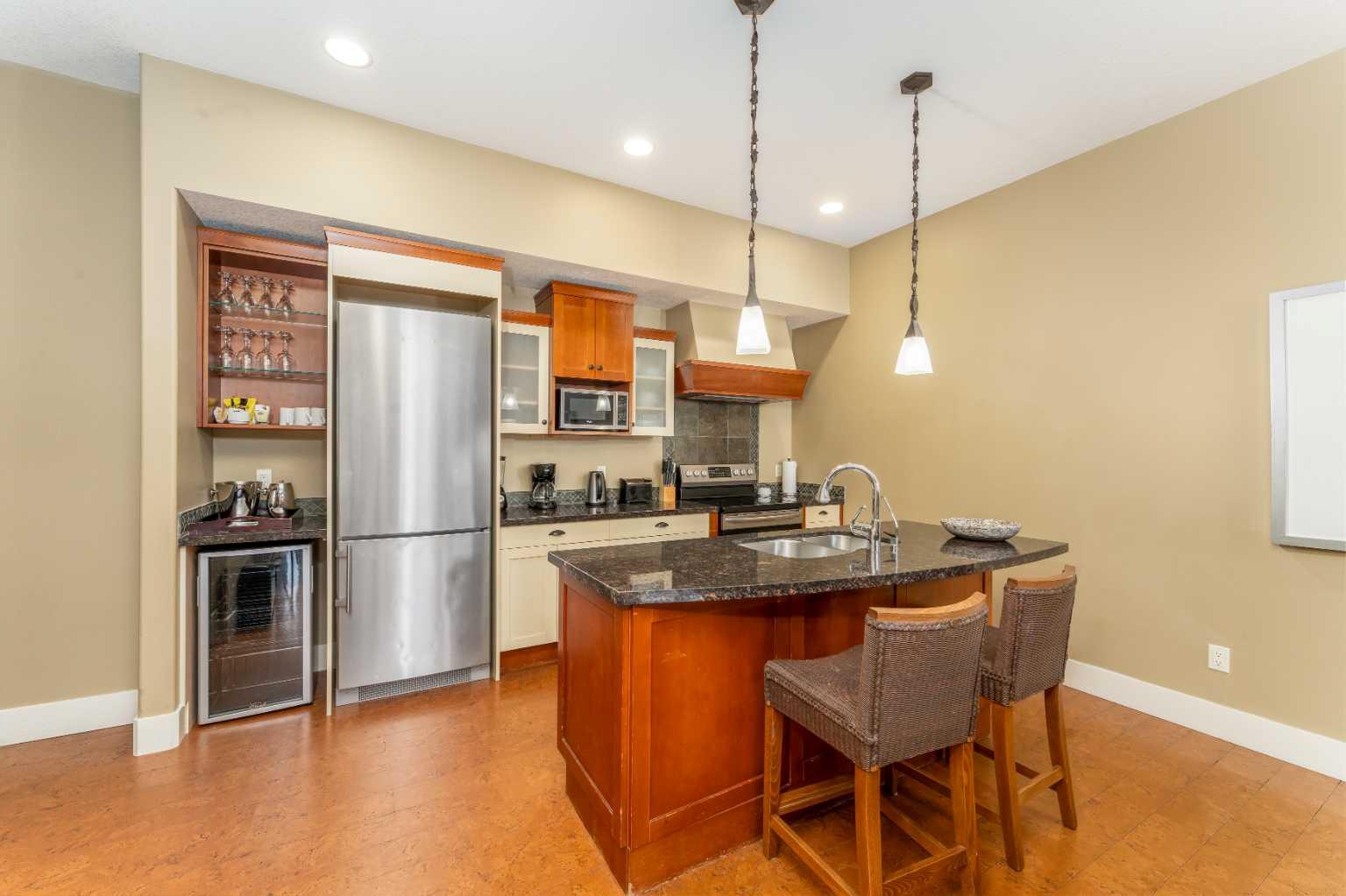 187 Kananaskis Way 407