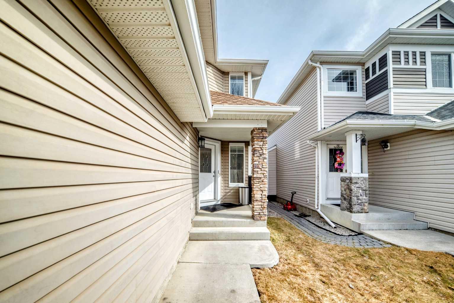 94 Cougar Plateau Way SW