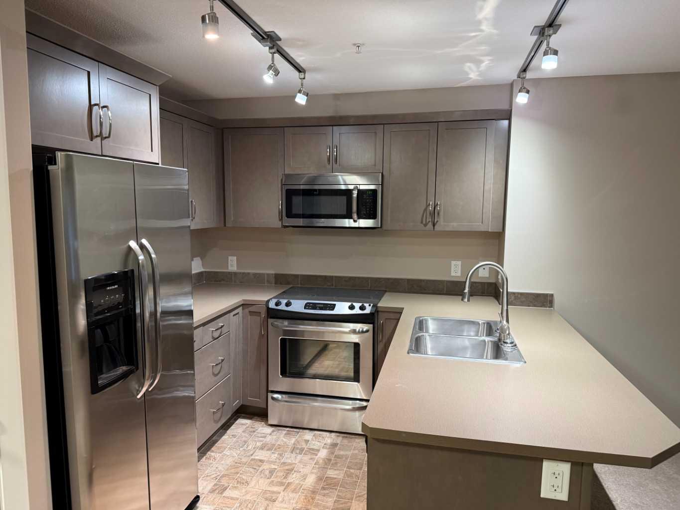 402 Kincora Glen Road NW 3104