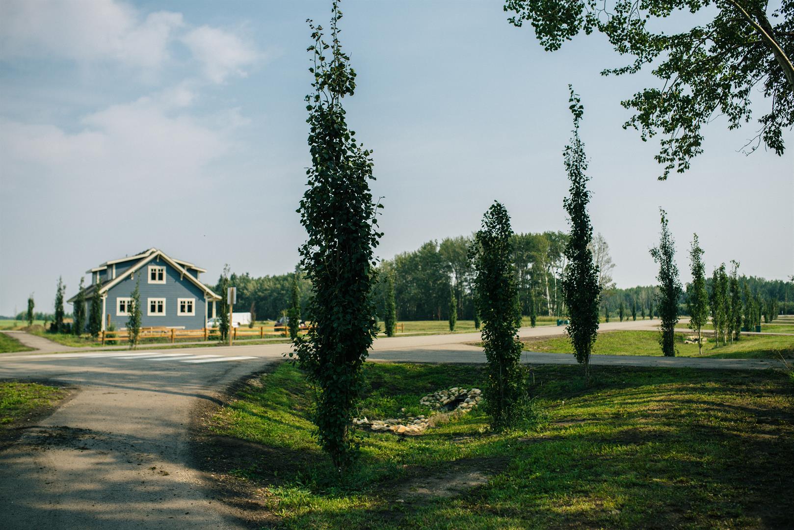 28124 Township Road 412 25