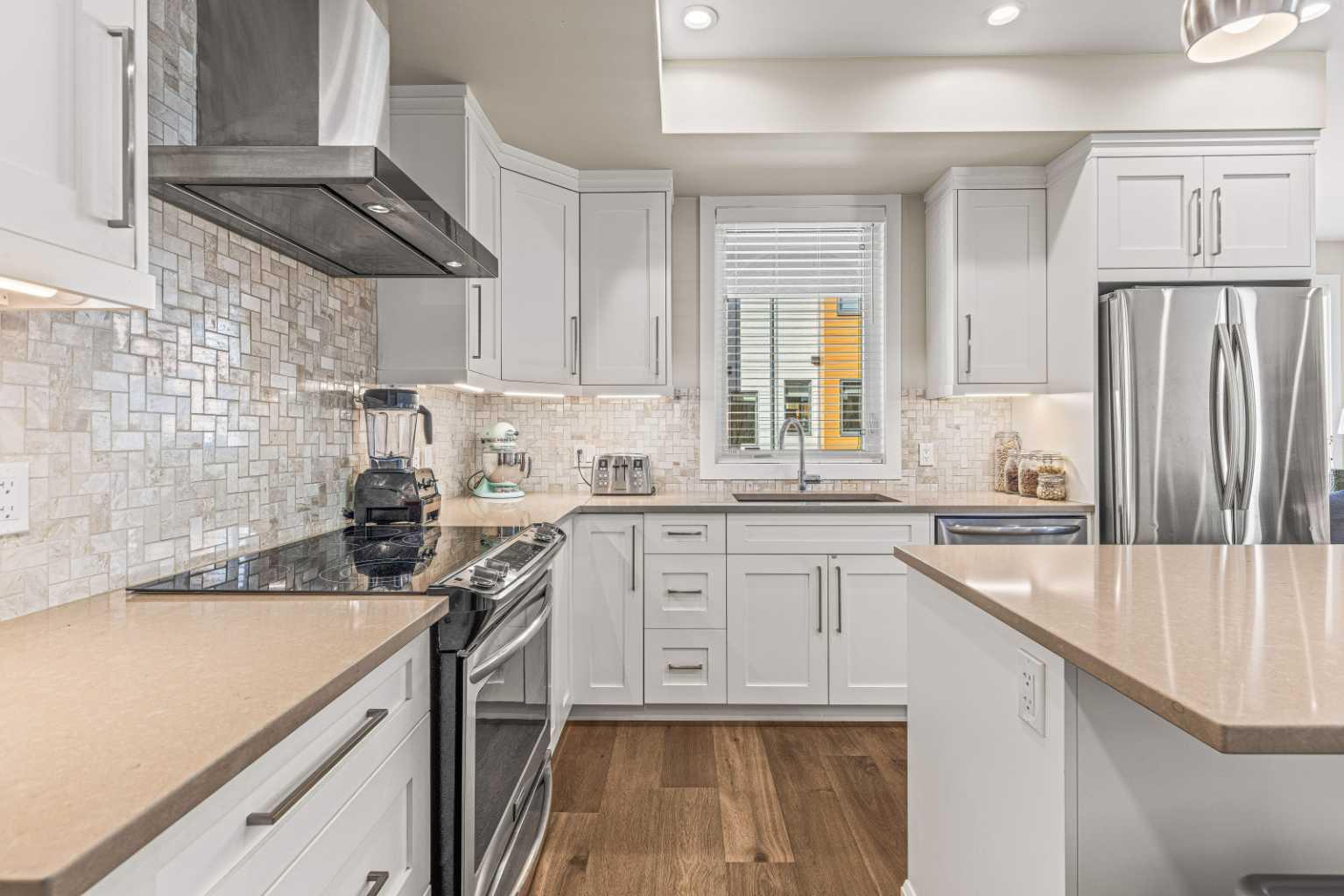 1101 Three Sisters Parkway 201G