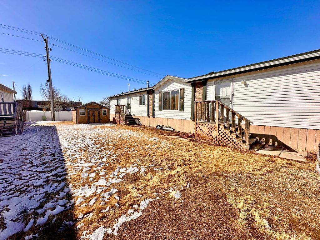 Photo of 318-349 Railway Avenue, Duchess, AB T0J 0Z0 (MLS # A2292615)