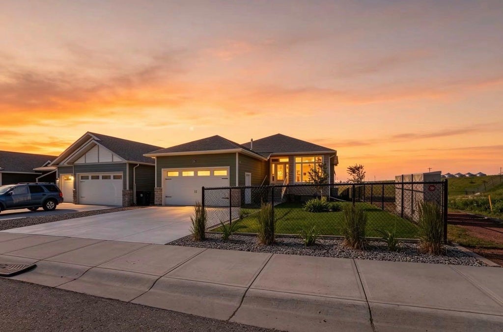 Photo of 202 Lake Drive, Coalhurst, AB T0L 0V0 (MLS # A2319816)