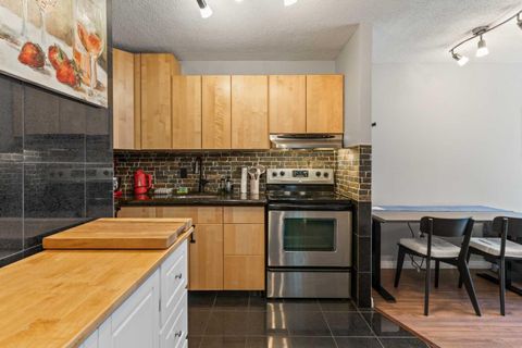339 13 Avenue SW 405 Calgary AB T2R 0K3