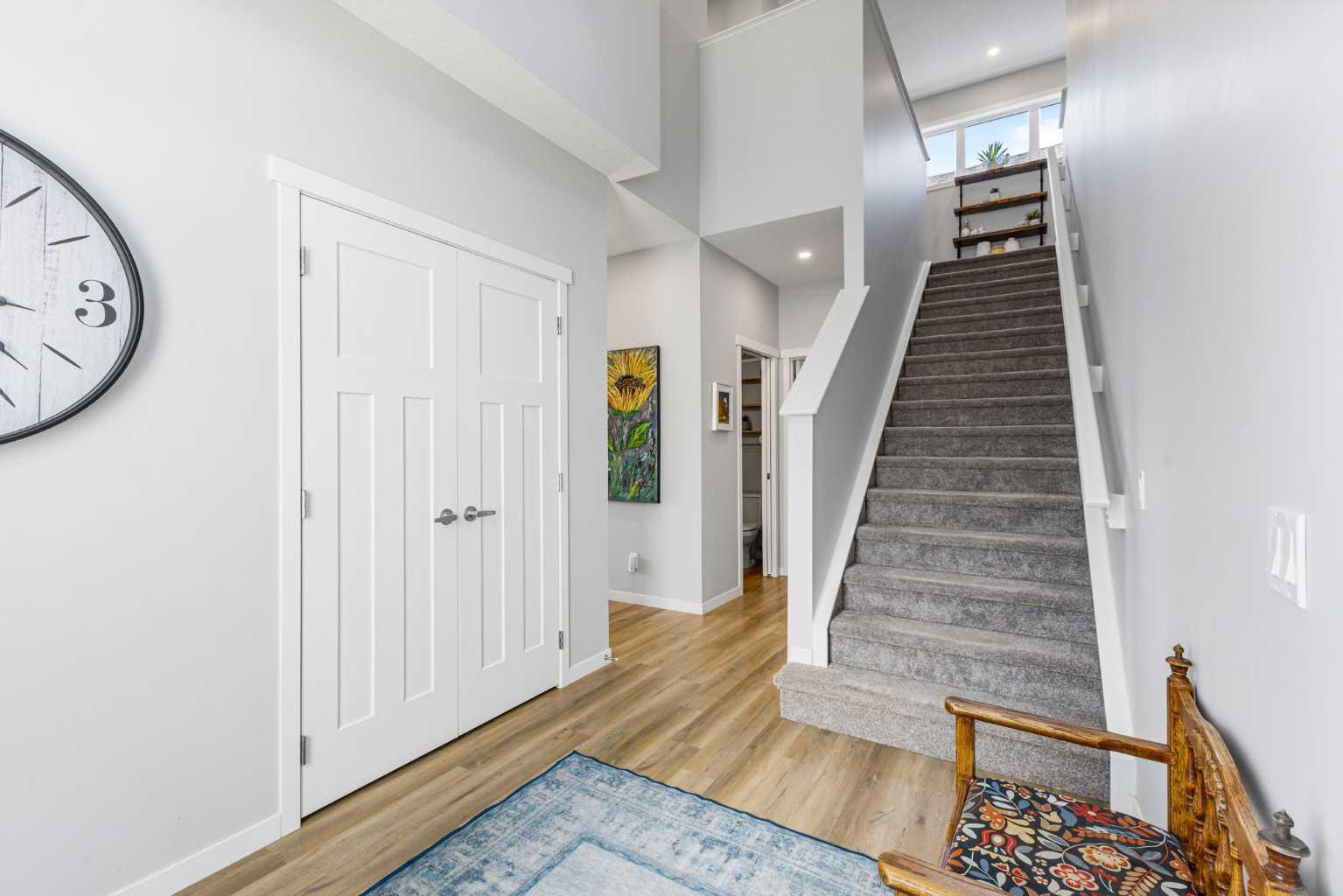 307 Monterey Place SE