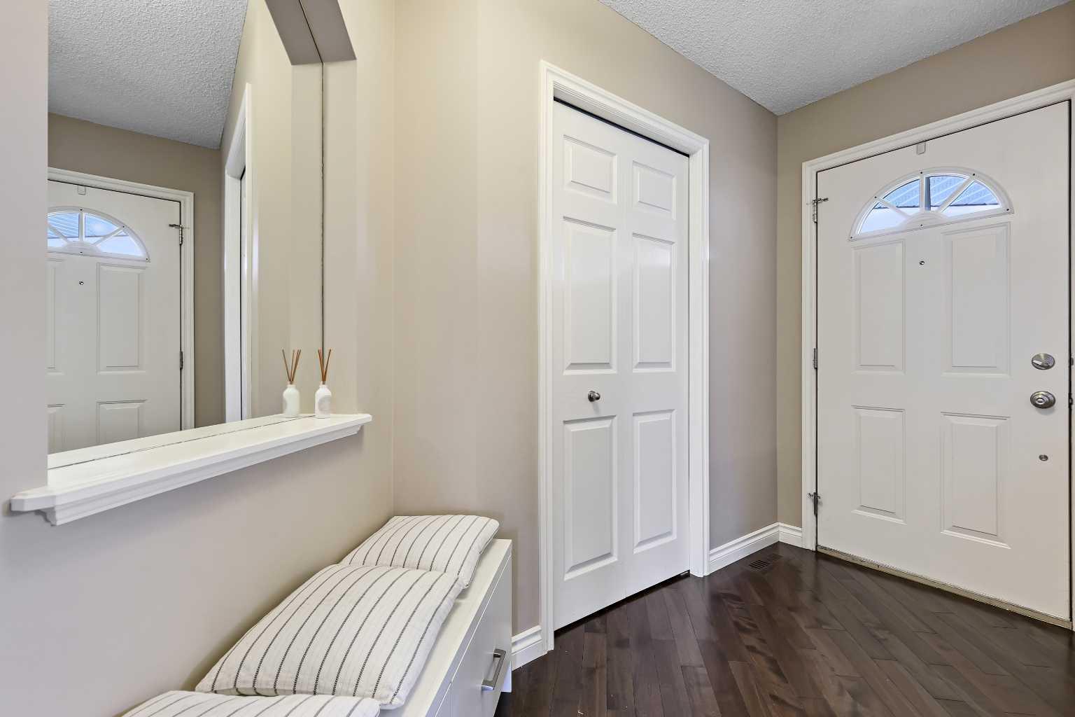 23 Scenic View Close NW