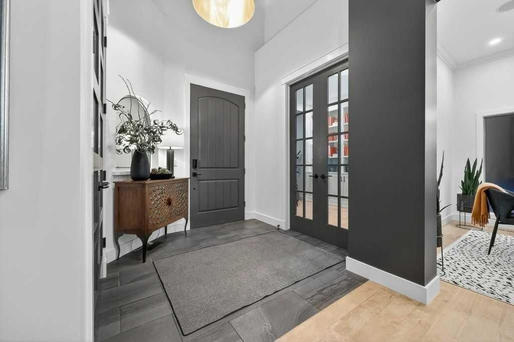 Photo of 55 Cougar Plateau Circle SW, Calgary, AB T3H 5S7 (MLS # A2299511)