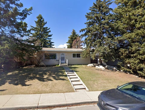 Photo of 1443 44 Street SW, Calgary, AB T3C 2A7 (MLS # A2321226)