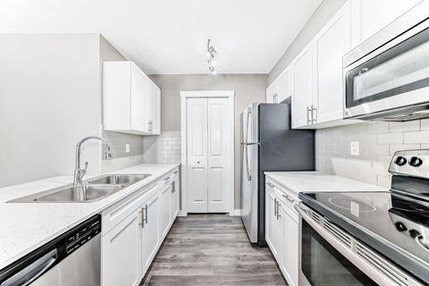 20 Kincora Glen Park NW 606 Calgary AB T3R 1R9