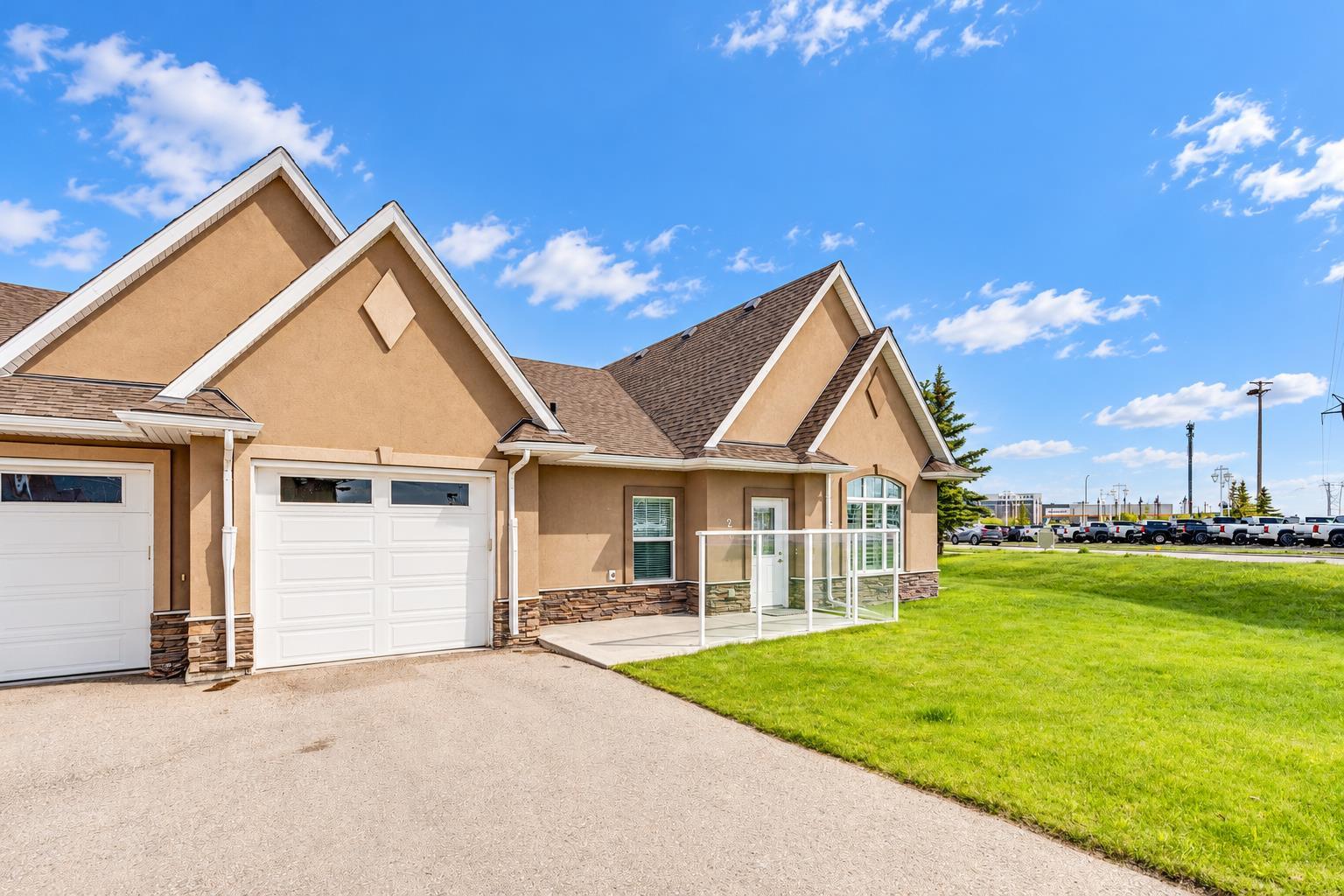 20 River Heights View 2