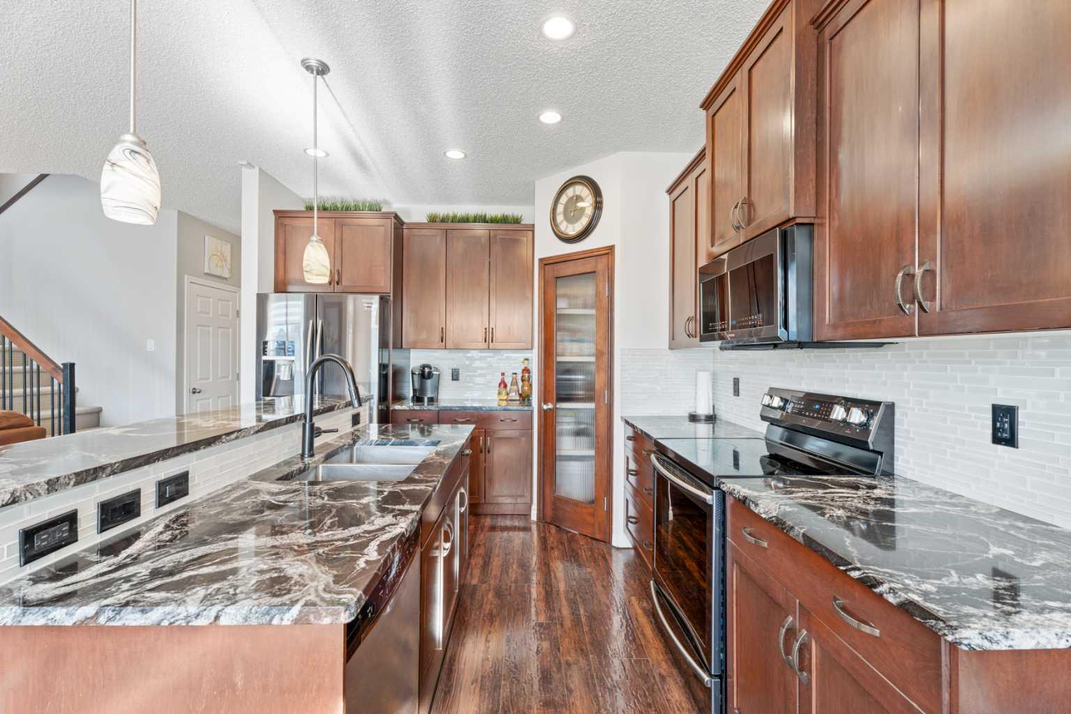 106 Copperstone Close SE