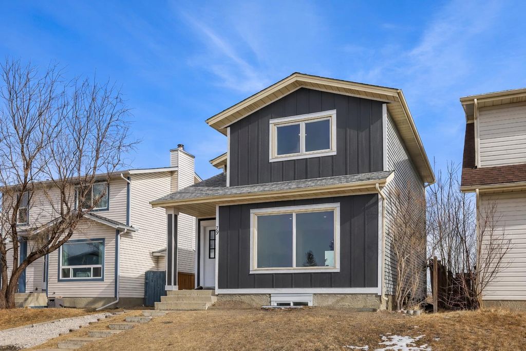 Photo of 79 Aberdare Road NE, Calgary, AB T2A 6V8 (MLS # A2292546)
