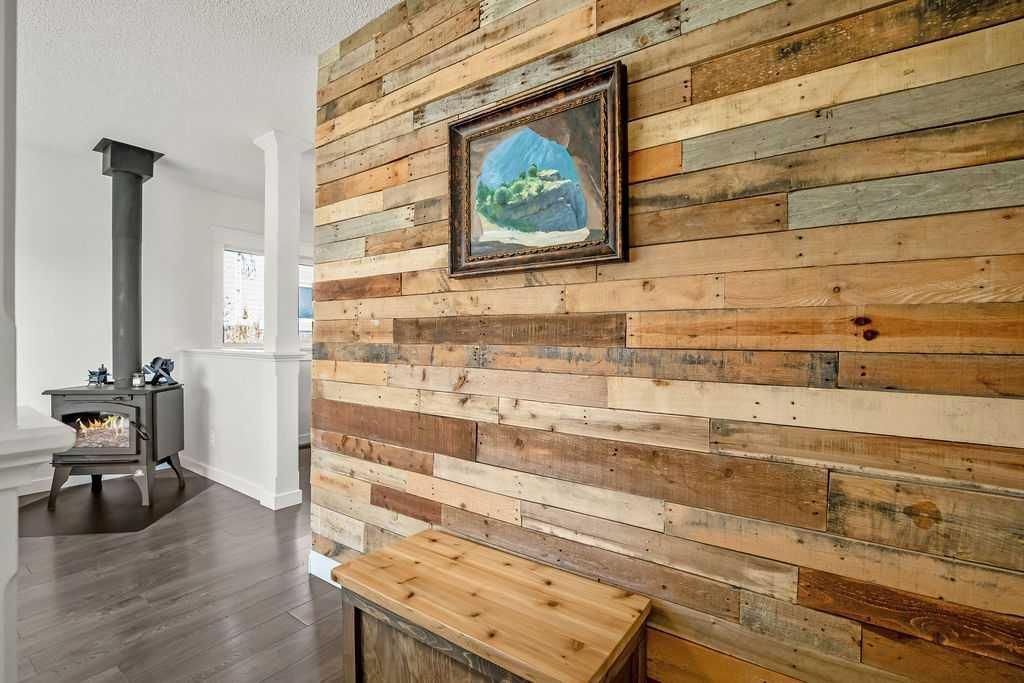 Photo of 330 3 Avenue SE, High River, AB T1V 1H7 (MLS # A2295908)