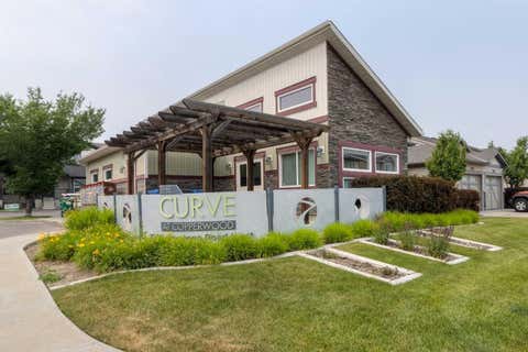Photo of 1220 Keystone Rd #4, Lethbridge, AB T1J 5H6 (MLS # A2330360)