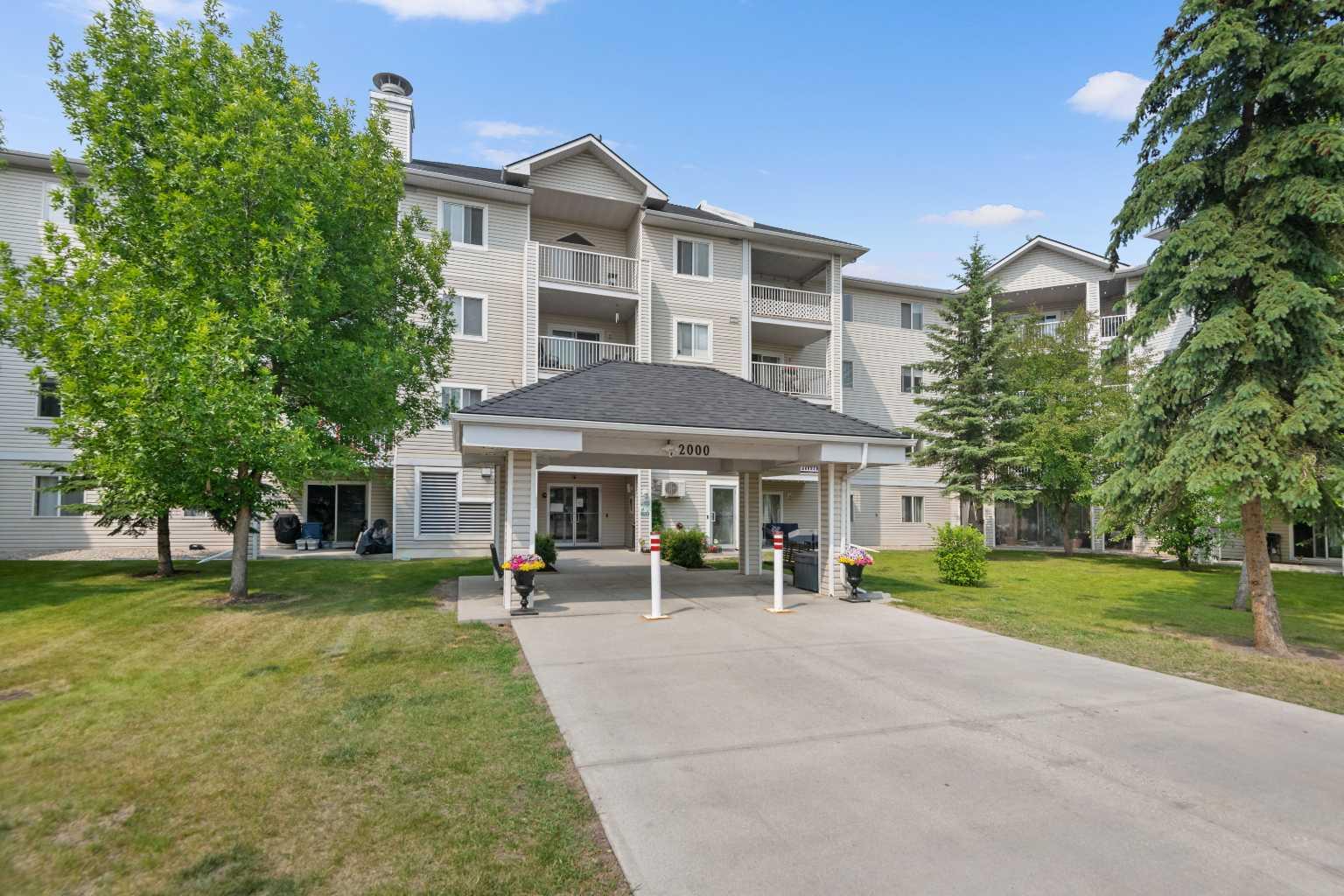 6224 17 Avenue SE 2210