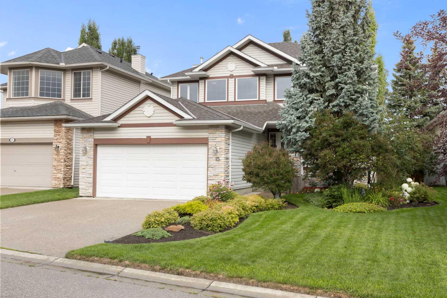 15 Simcoe Crescent SW