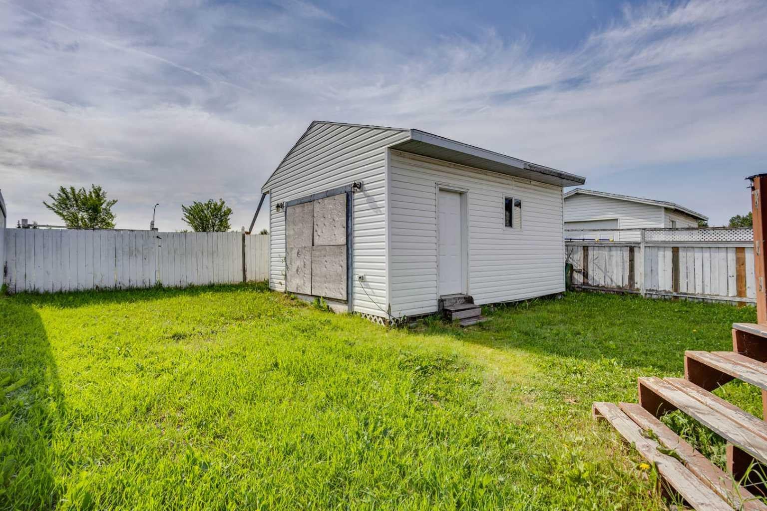 180 Cokerill Crescent