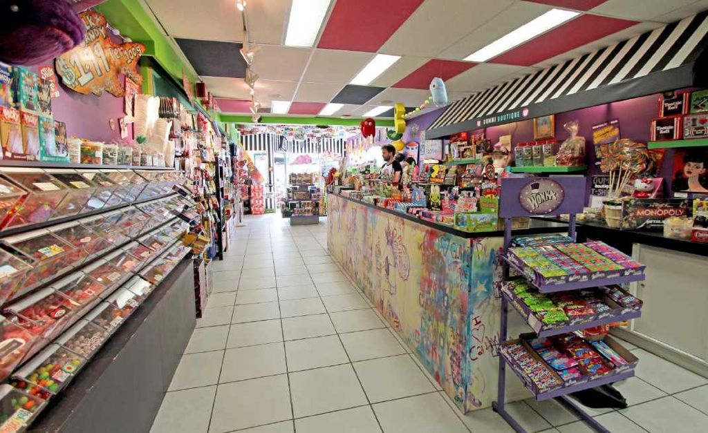 Photo of 205 10 Street NW, Calgary, AB T2N 1V5 (MLS # A2283746)