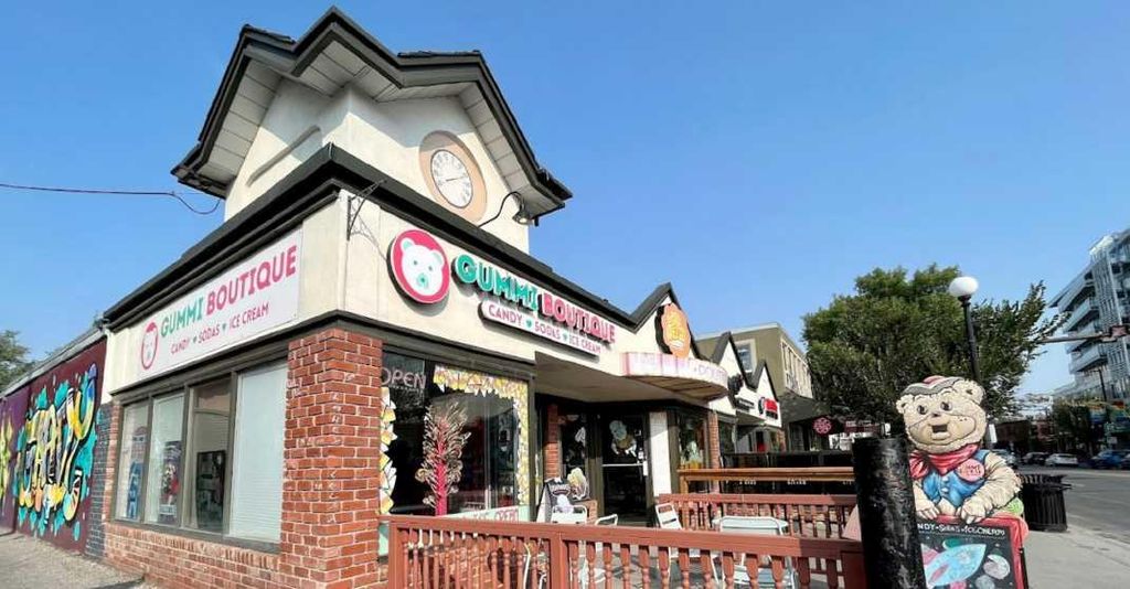 Photo of 205 10 Street NW, Calgary, AB T2N 1V5 (MLS # A2283746)