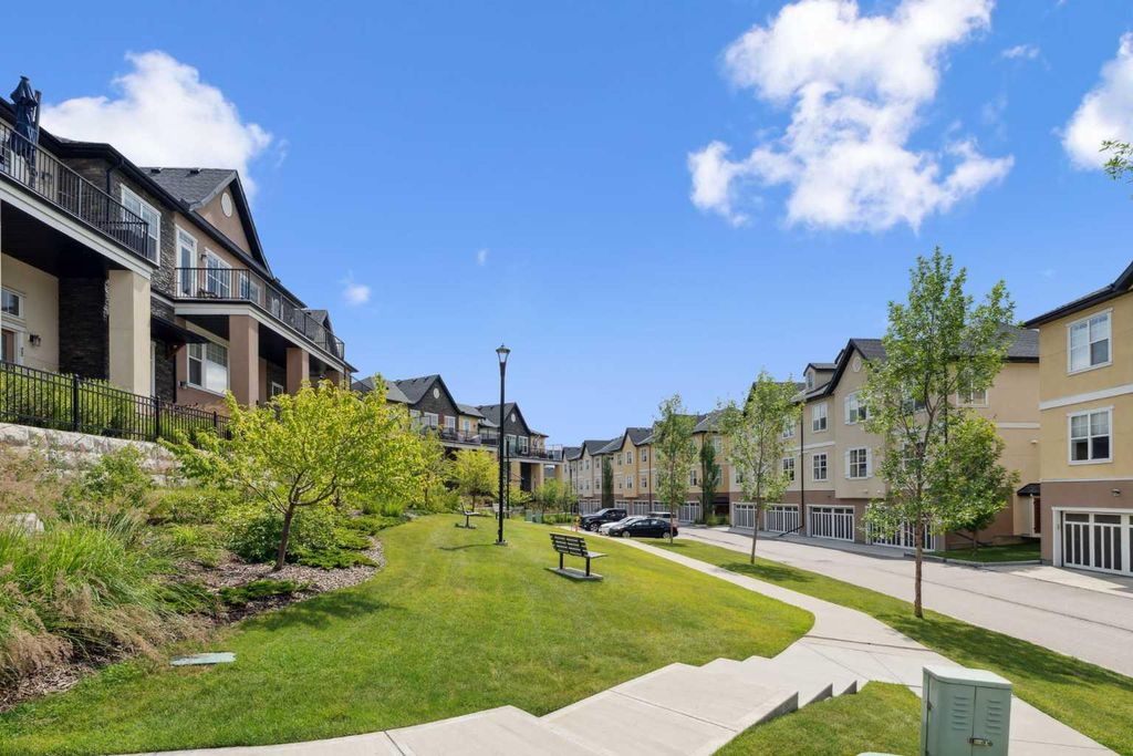 Photo of 30 Cranbrook Villas SE, Calgary, AB T3M 1Z3 (MLS # A2286458)