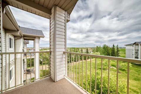Photo of 5000 Somervale Court SW #412, Calgary, AB T2Y 4M1 (MLS # A2314389)