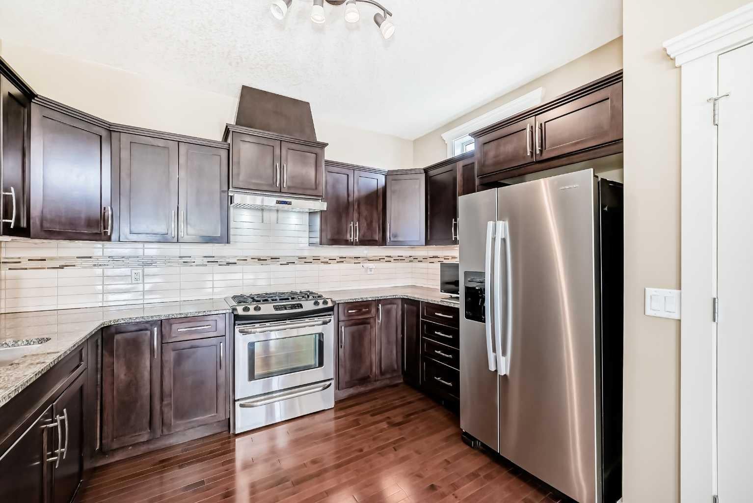 520 Rocky Vista Gardens NW