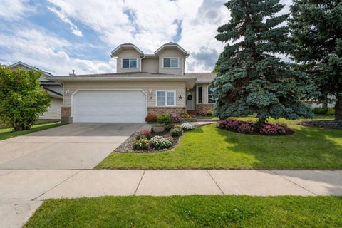 Photo of 43 Westridge Drive, Okotoks, AB T1S 1N3 (MLS # A2314395)
