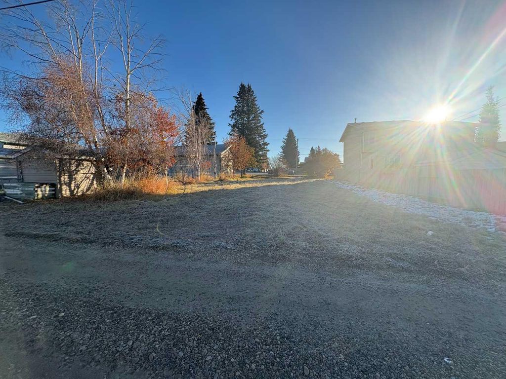 Photo of 4524 46 Street, Rocky Mountain House, AB T4T 1C6 (MLS # A2263793)