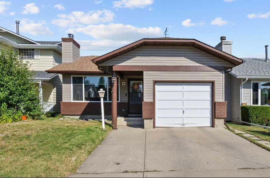 Photo of 12 Cedargrove Road SW, Calgary, AB T2W 4T9 (MLS # A2338090)