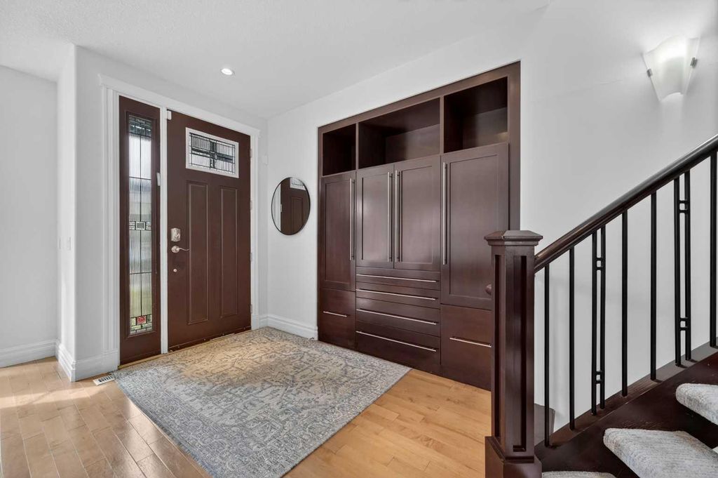 Photo of 1924 48 Avenue SW, Calgary, AB T2T 2T3 (MLS # A2302662)