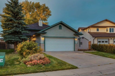 Photo of 164 SUNSET Heights, Crossfield, AB T0M 0S0 (MLS # A2348739)