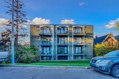 1820 9 Street SW 1 Calgary AB T2E 0B3