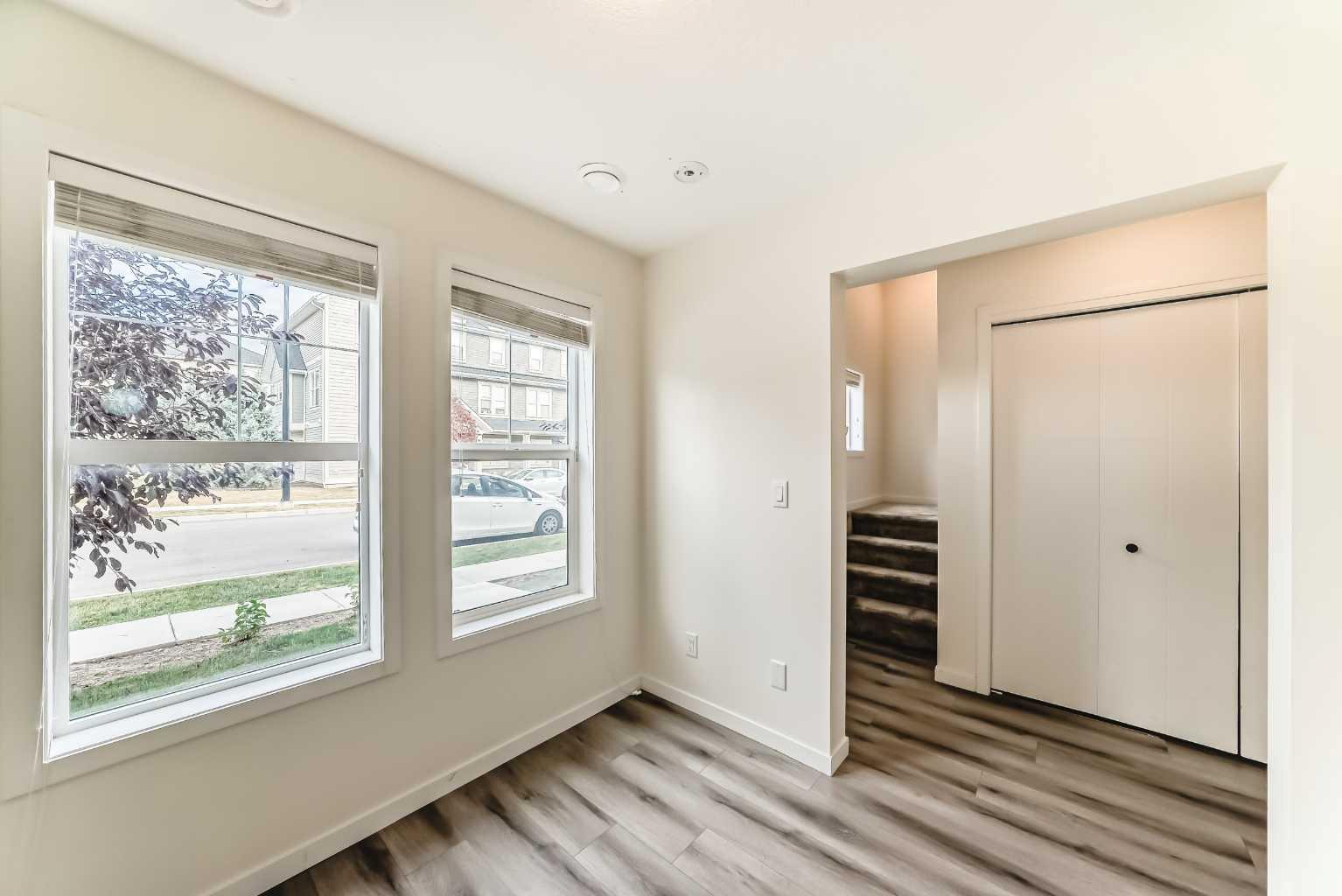 203 South Point Park SW