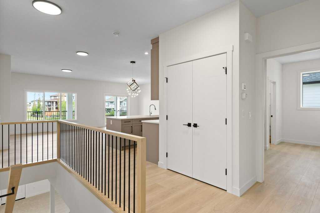 206 Monterey Bay SE