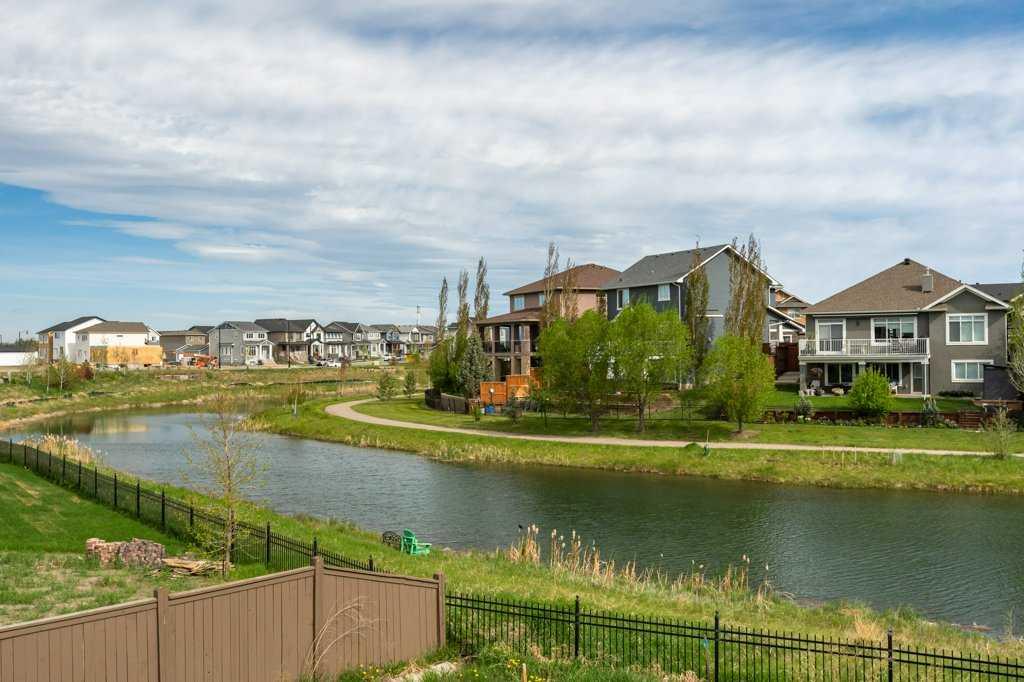 206 Monterey Bay SE