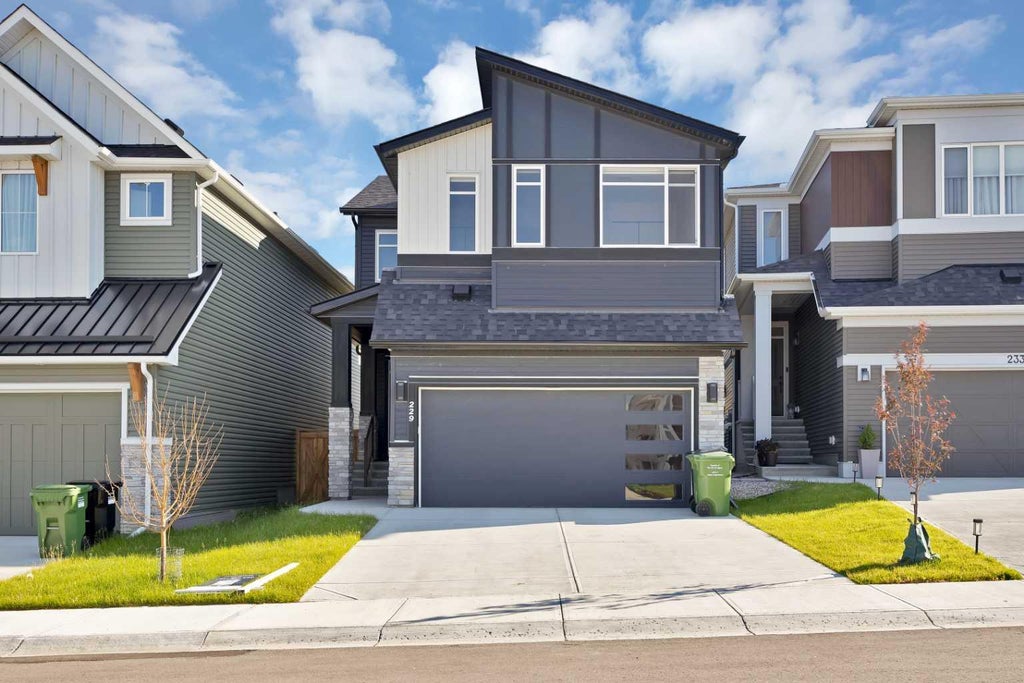 Photo of 229 Calhoun Crescent NE, Calgary, AB T3P 2G1 (MLS # A2326732)