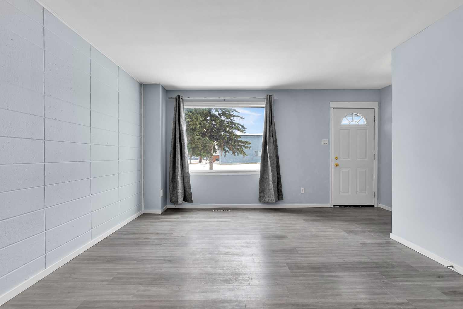 2211 19 Street NE 156