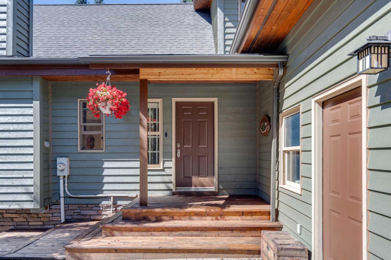118 Mountain Lion Drive