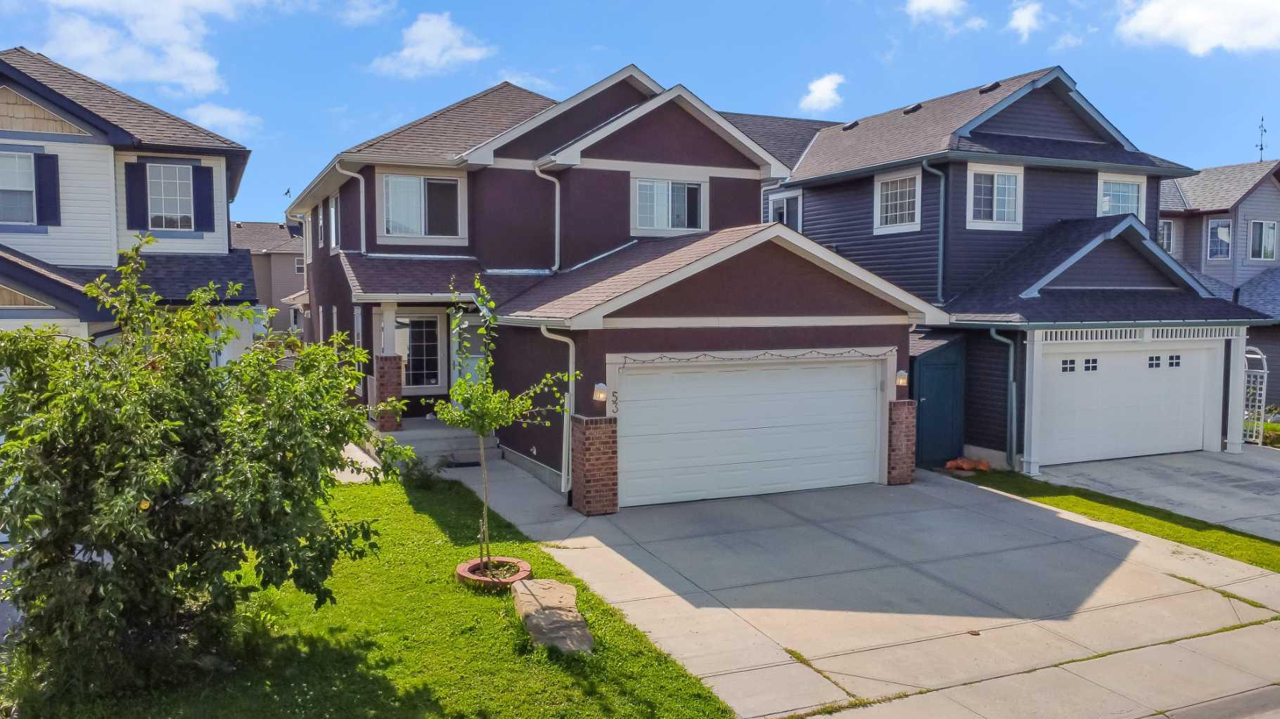 53 Martha's Haven Green NE