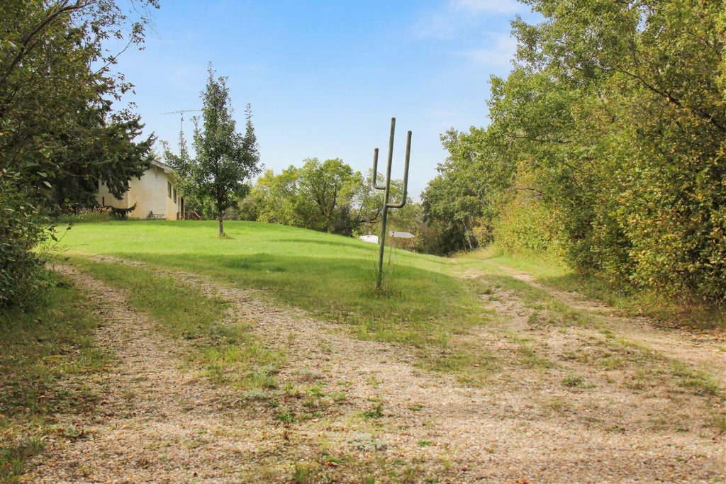 Photo of 10111 HWY 13, Rural Flagstaff County, AB T0B 1X0 (MLS # A2346793)