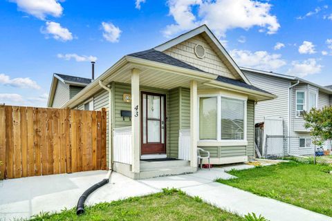 43 Falshire Close NE Calgary AB T3J 3A2