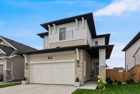 168 Knight Avenue Crossfield AB T0M 0S0