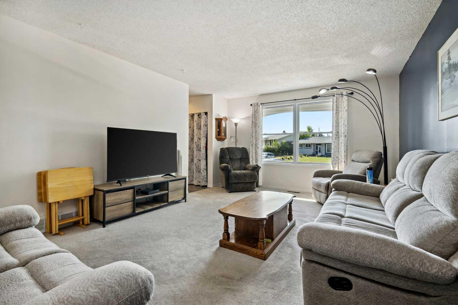 352 Penworth Way SE