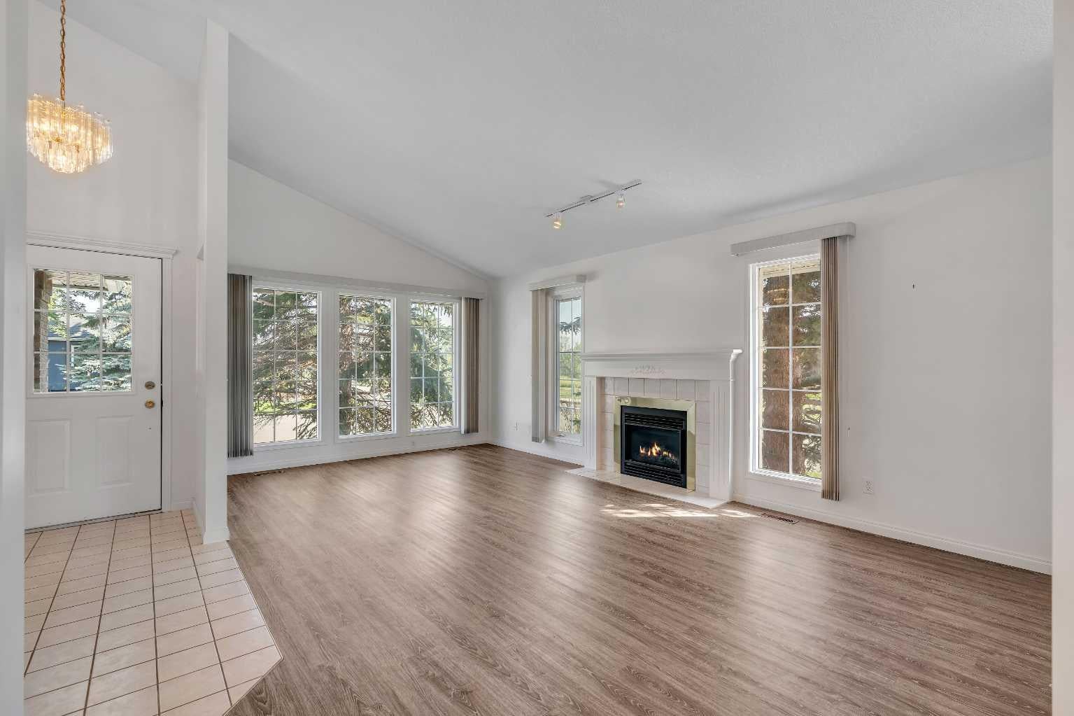 220 Cimarron Court